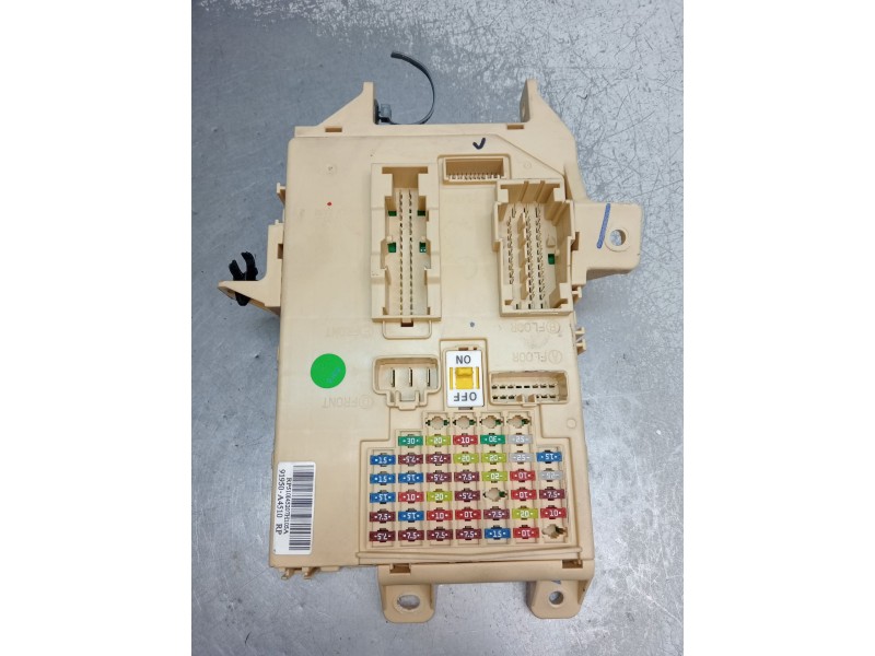 Recambio de caja reles / fusibles para kia carens iv 1.7 crdi referencia OEM IAM 91950A4510RP RP510I45207 2013