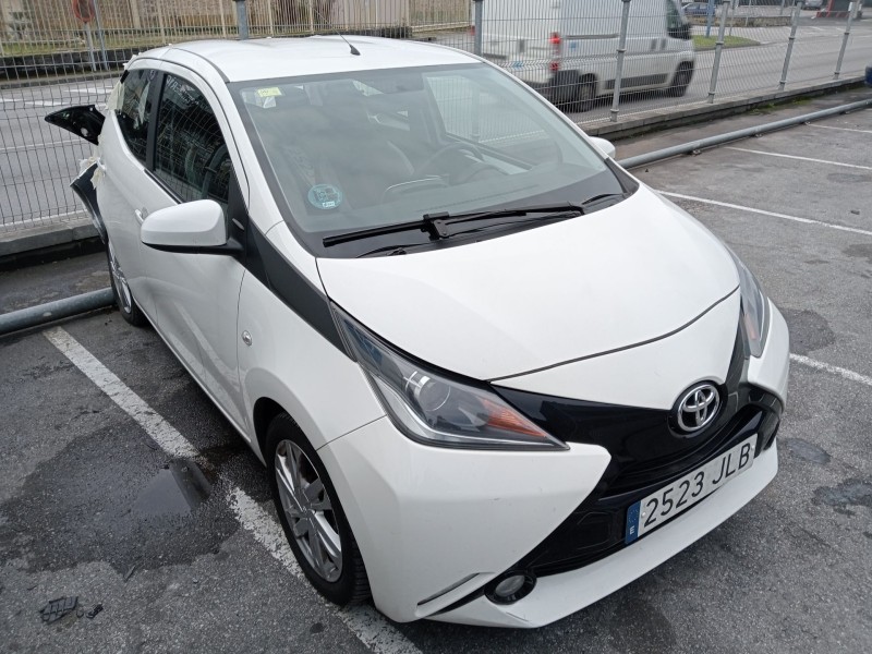 toyota aygo (_b4_) del año 2016