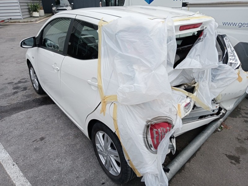 toyota aygo (_b4_) del año 2016