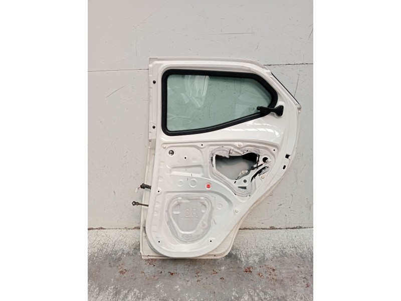 Recambio de puerta trasera derecha para toyota aygo (_b4_) 1.0 (kgb40) referencia OEM IAM   5P