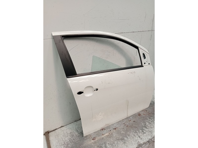 Recambio de puerta delantera derecha para toyota aygo (_b4_) 1.0 (kgb40) referencia OEM IAM   5P