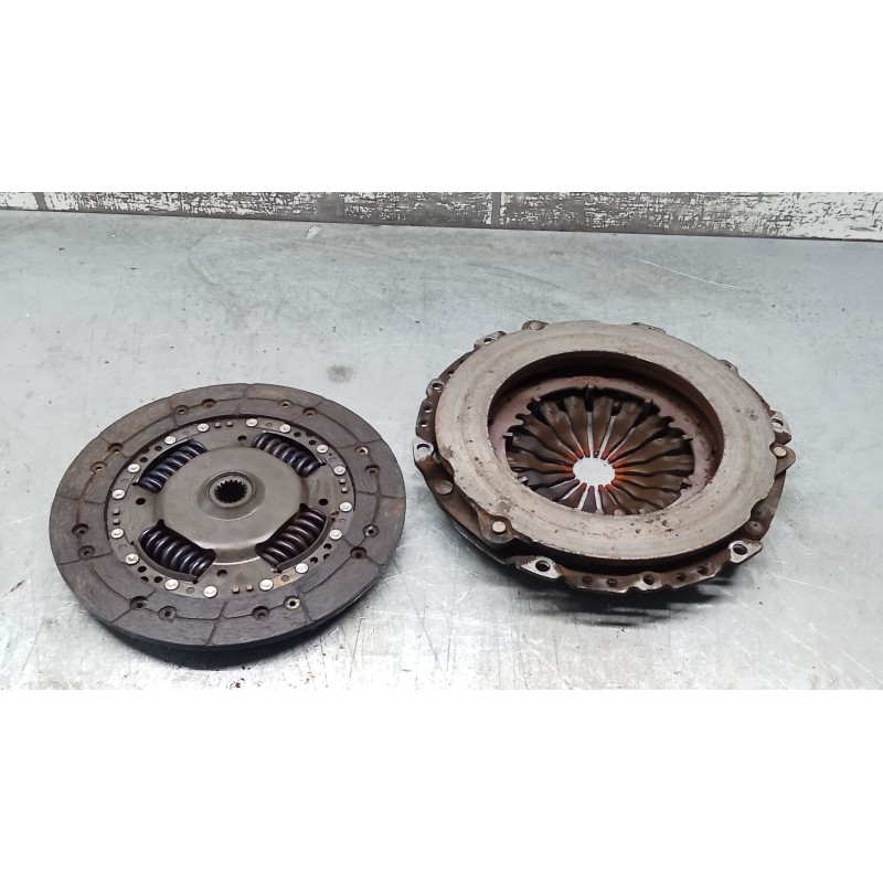 Recambio de kit embrague para peugeot partner furgoneta/monovolumen 1.6 hdi / bluehdi 75 referencia OEM IAM 323075010  08