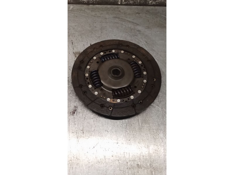 Recambio de kit embrague para peugeot partner furgoneta/monovolumen 1.6 hdi / bluehdi 75 referencia OEM IAM 323075010  08