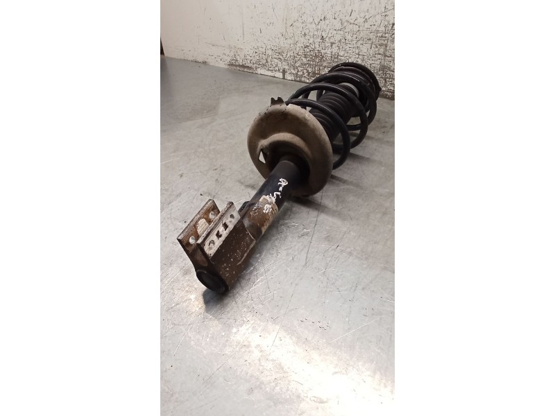 Recambio de amortiguador delantero derecho para peugeot partner furgoneta/monovolumen 1.6 hdi / bluehdi 75 referencia OEM IAM 96