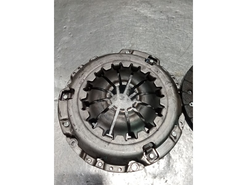 Recambio de kit embrague para dacia sandero ii (b8_) tce 90 (b8m1, b8ma) referencia OEM IAM 1878633427  