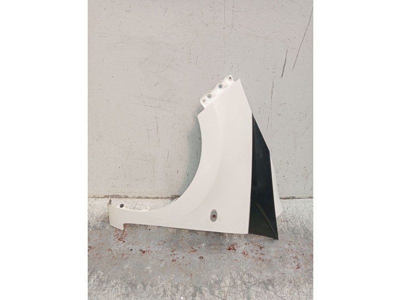 Recambio de aleta delantera izquierda para toyota aygo (_b4_) 1.0 (kgb40) referencia OEM IAM   2014