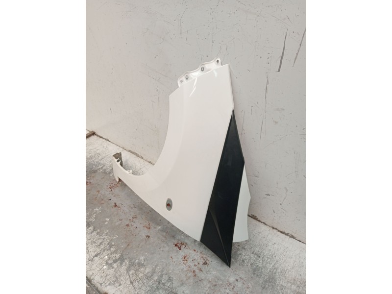 Recambio de aleta delantera izquierda para toyota aygo (_b4_) 1.0 (kgb40) referencia OEM IAM   2014