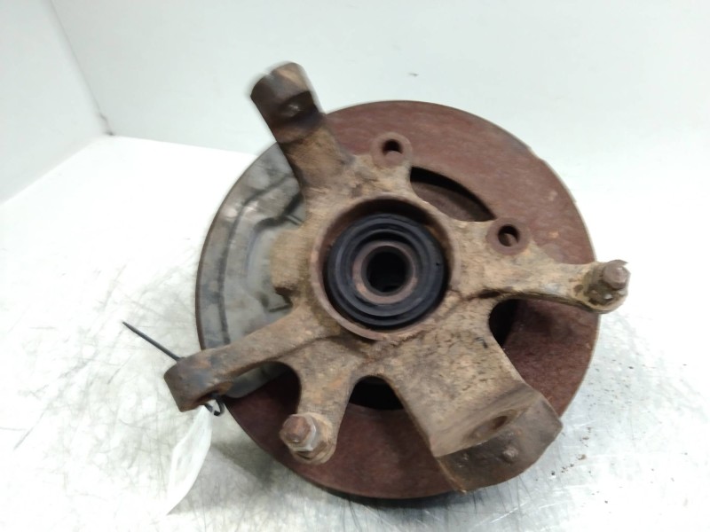 Recambio de mangueta delantera derecha para nissan pick-up (d22) 2.5 16v turbodiesel cat referencia OEM IAM   