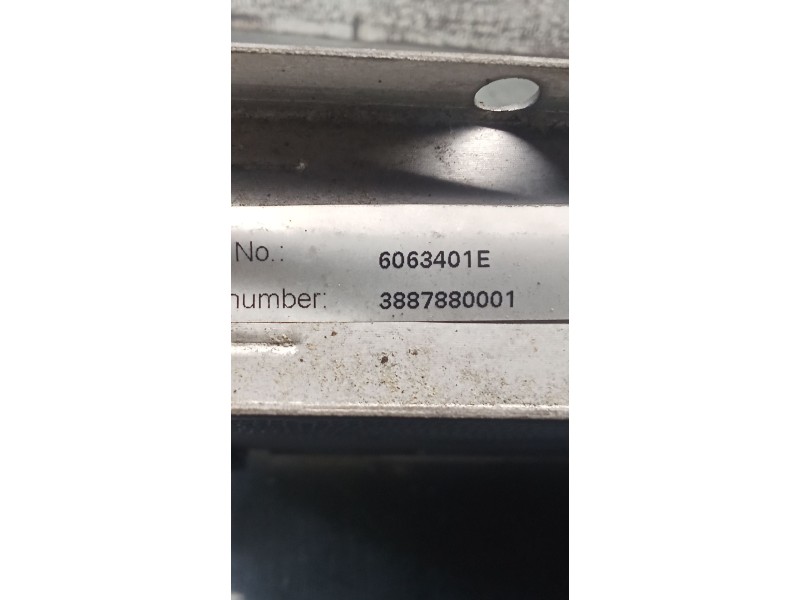 Recambio de radiador agua para bmw 5 (e39) 525 d referencia OEM IAM 6063401E 60634A 95