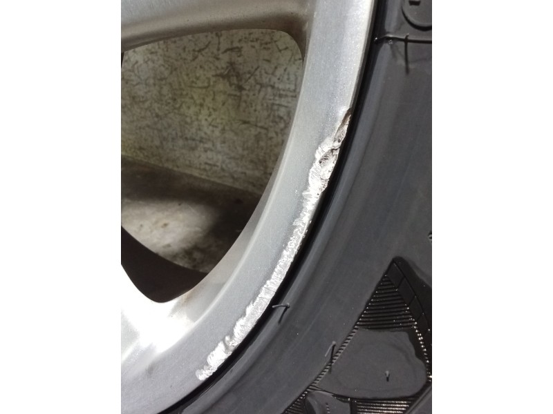 Recambio de juego llantas para peugeot 407 coupé (6c_) 2.2 16v referencia OEM IAM 235/45 R18 98Y  VER FOTOS