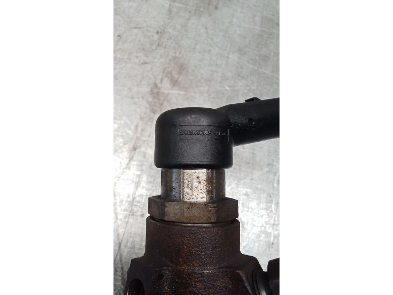Recambio de inyector para ford focus ii (da_, hcp, dp) 1.8 tdci referencia OEM IAM 4M5Q9F593AD  SIEMENS