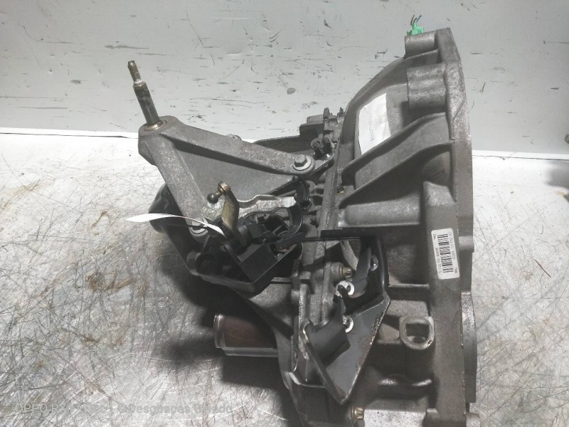 Recambio de caja cambios para nissan note (e11e) 1.4 cat referencia OEM IAM JH3103 C340576 