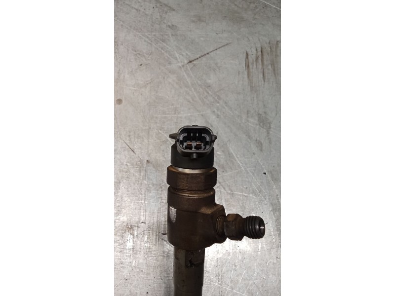 Recambio de inyector para peugeot partner furgoneta/monovolumen 1.6 hdi / bluehdi 75 referencia OEM IAM 0445110340 870692 BOSCH
