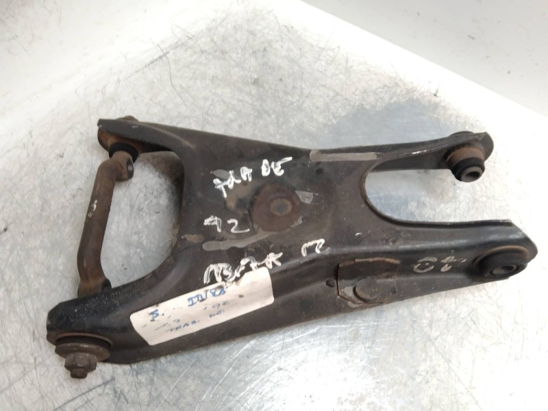 Recambio de brazo suspension superior trasero derecho para seat ibiza friend referencia OEM IAM    Recambio de brazo suspension superior trasero derecho para seat ibiza friend referencia OEM IAM