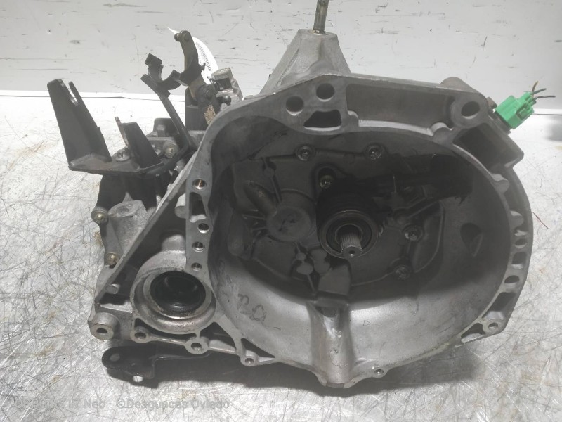 Recambio de caja cambios para nissan note (e11e) 1.4 cat referencia OEM IAM JH3103 C340576 