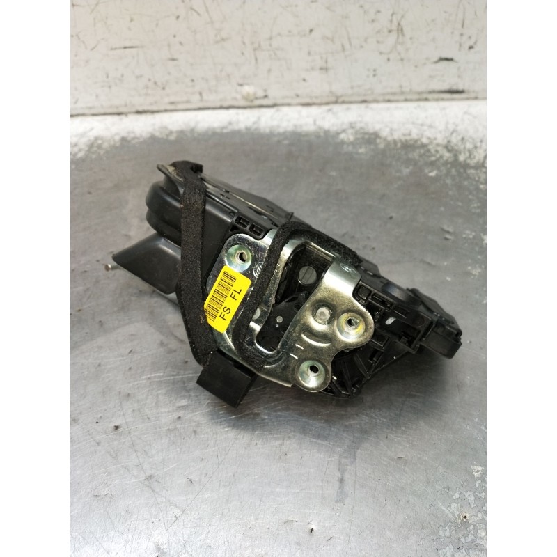Recambio de motor cierre centralizado delantero izquierdo para kia stonic (yb) 1.0 t-gdi referencia OEM IAM 81310H8040JDD 5P 201