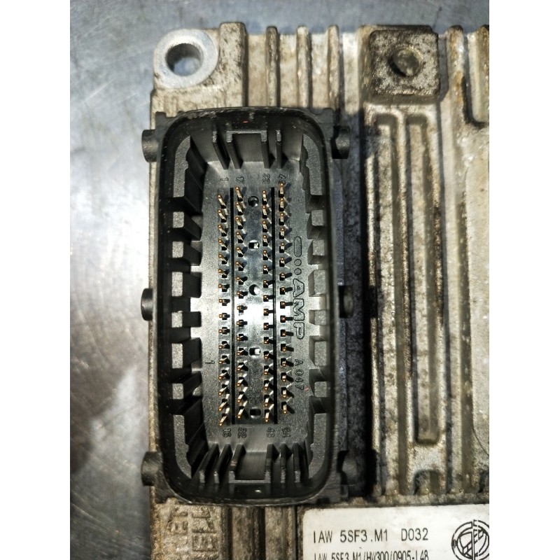 Recambio de centralita motor uce para fiat grande punto (199_) 1.2 referencia OEM IAM 6DUIF2J9H 6160109808 51798649 2005