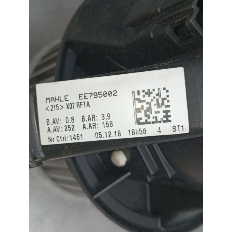 Recambio de motor calefaccion para smart fortwo coupe electric drive / eq pull&bear (453.391) referencia OEM IAM EE795002  2018