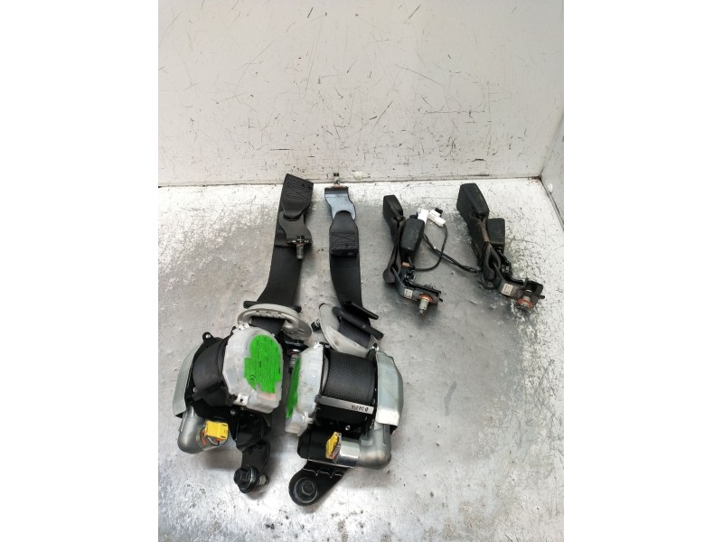 Recambio de juego cinturones trasero para kia stonic (yb) 1.0 t-gdi referencia OEM IAM  5P 2017