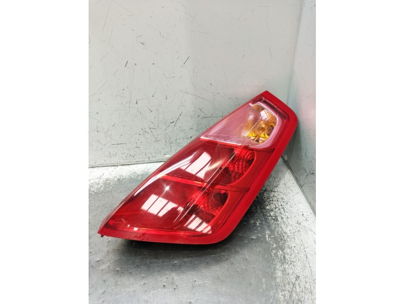 Recambio de piloto trasero derecho para fiat grande punto (199_) 1.2 referencia OEM IAM   2005