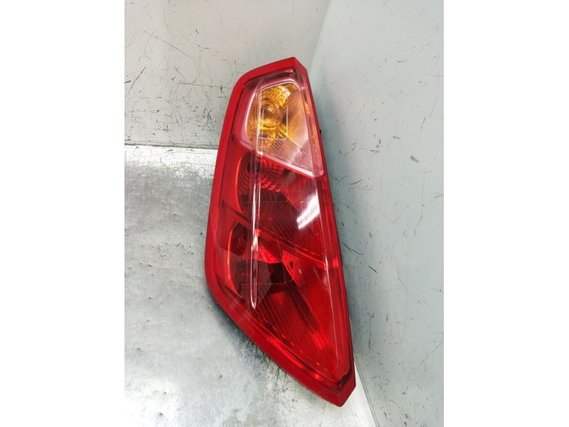 Recambio de piloto trasero izquierdo para fiat grande punto (199_) 1.2 referencia OEM IAM   2005