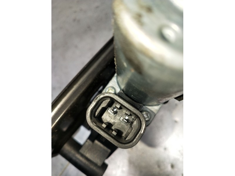 Recambio de elevalunas delantero derecho para fiat grande punto (199_) 1.2 referencia OEM IAM 000051895384 3P 2005