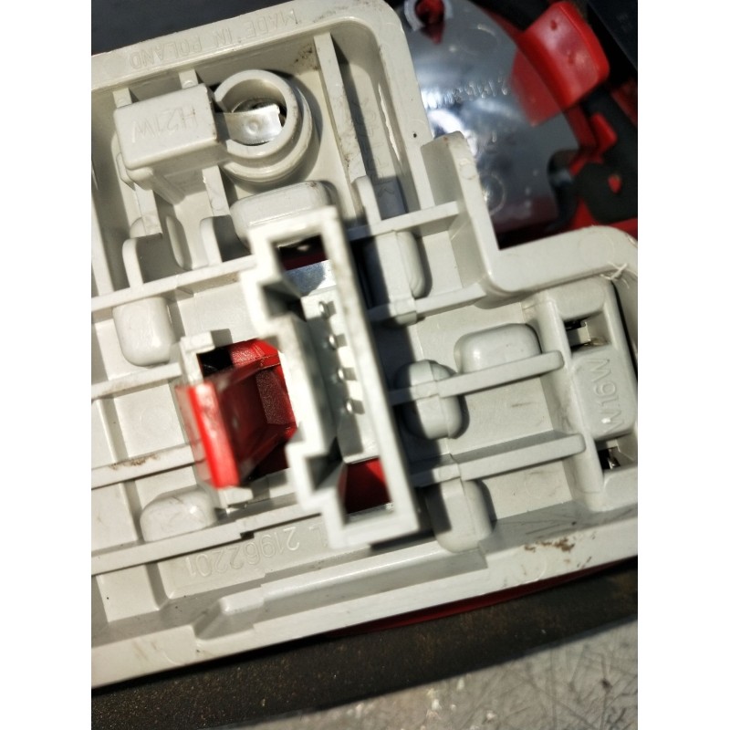 Recambio de piloto trasero derecho interior para audi a4 avant (8k5) (2008) básico referencia OEM IAM   2008