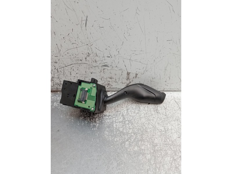 Recambio de mando luces para ford c-max 1.0 ecoboost cat referencia OEM IAM AV6T13335AD  2010