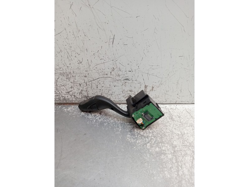 Recambio de mando limpia para ford c-max 1.0 ecoboost cat referencia OEM IAM AV6T17A553AD  2010