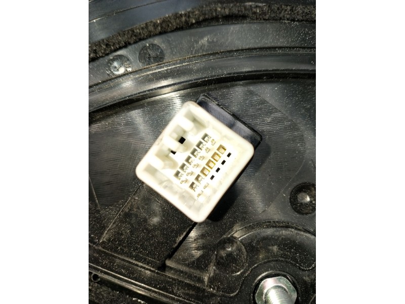 Recambio de retrovisor izquierdo para kia stonic (yb) 1.0 t-gdi referencia OEM IAM  ELÉCTRICO 2017