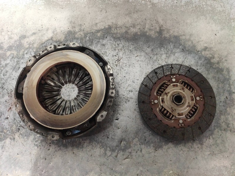 Recambio de kit embrague para renault scenic iii authentique referencia OEM IAM   