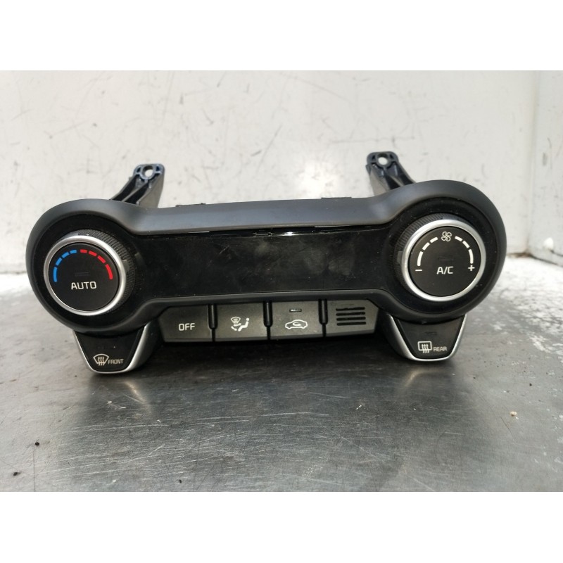 Recambio de mando calefaccion / aire acondicionado para kia stonic (yb) 1.0 t-gdi referencia OEM IAM 97250H8220 C200367560 2017