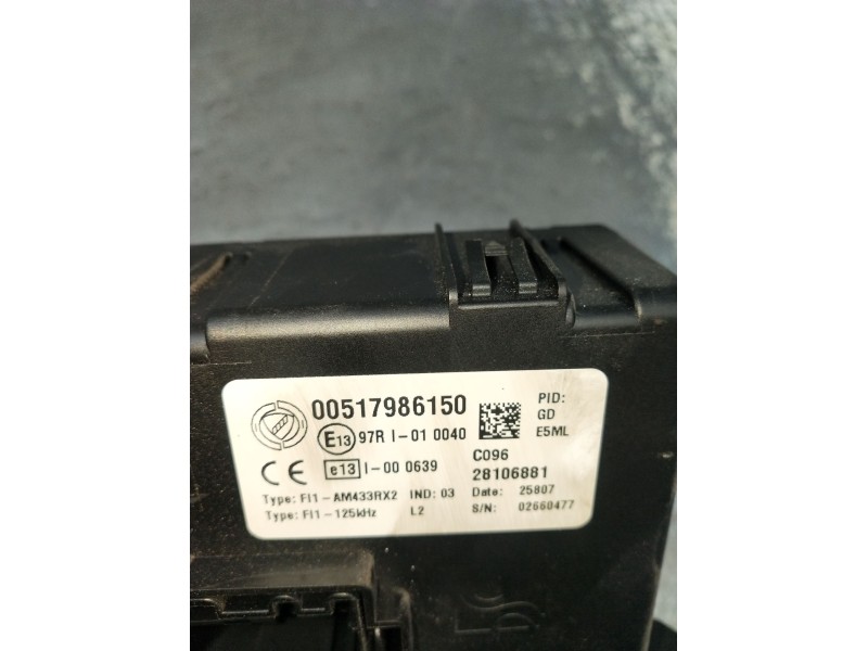 Recambio de caja reles / fusibles para fiat grande punto (199_) 1.2 referencia OEM IAM 28106881 00517986150 2005