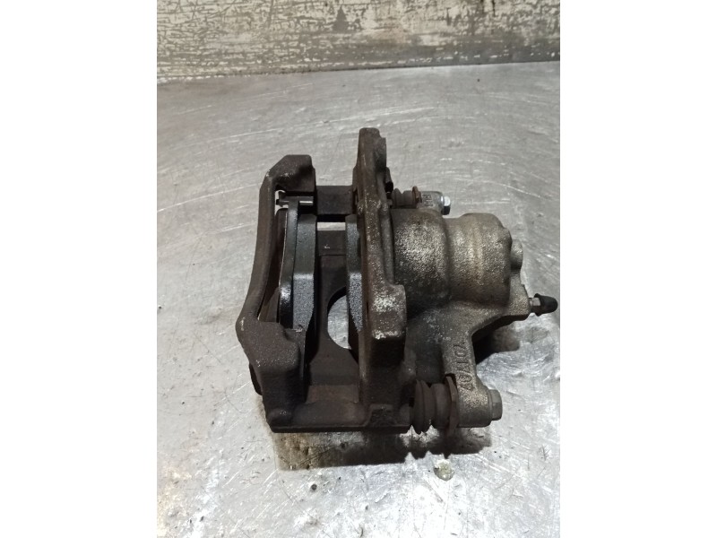 Recambio de pinza freno delantera derecha para toyota aygo (_b4_) 1.0 (kgb40) referencia OEM IAM   14