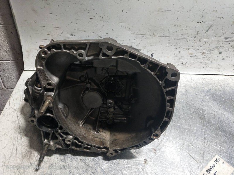 Recambio de caja cambios para fiat brava (182) 1.8 16v / 16v 115 elx referencia OEM IAM    Recambio de caja cambios para fiat brava (182) 1.8 16v / 16v 115 elx referencia OEM IAM