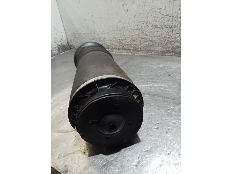 Recambio de amortiguador trasero derecho para mercedes-benz clase m (w164) ml 320 cdi 4-matic (164.122) referencia OEM IAM 2C931