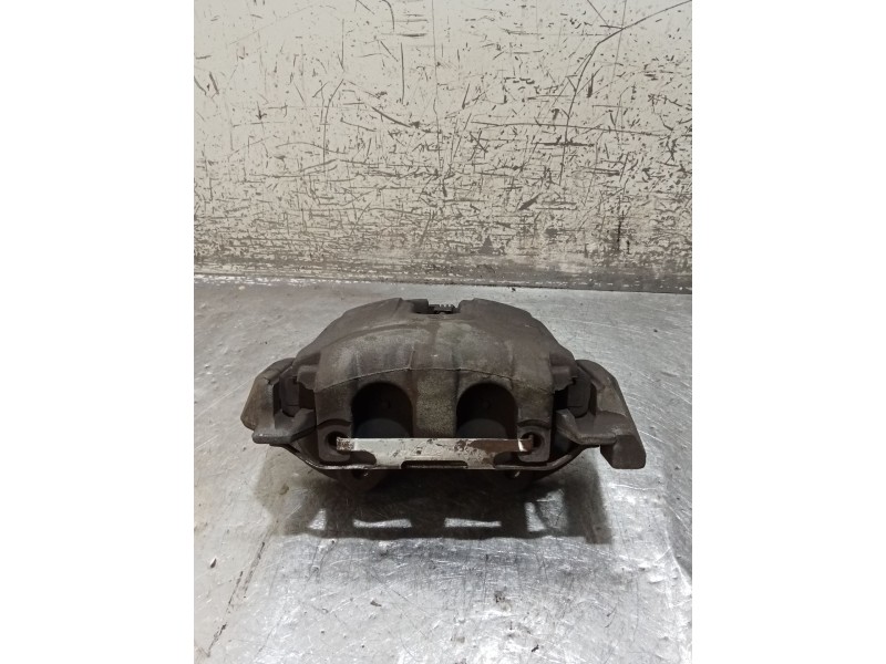 Recambio de pinza freno delantera derecha para mercedes-benz clase m (w164) ml 320 cdi 4-matic (164.122) referencia OEM IAM   05