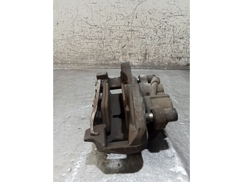 Recambio de pinza freno delantera derecha para mercedes-benz clase m (w164) ml 320 cdi 4-matic (164.122) referencia OEM IAM   05