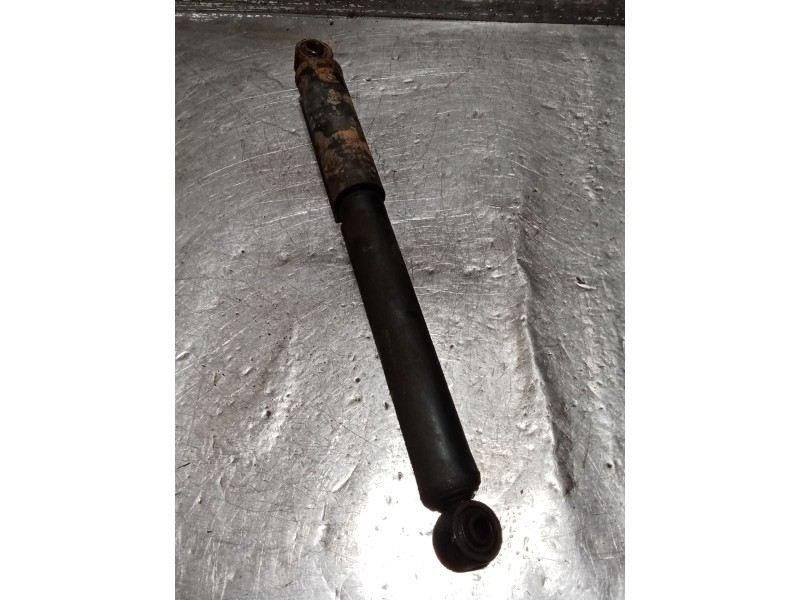 Recambio de amortiguador trasero derecho para suzuki jimny todo terreno, cerrada (sn) 1.5 ddis 4x4 referencia OEM IAM   05
