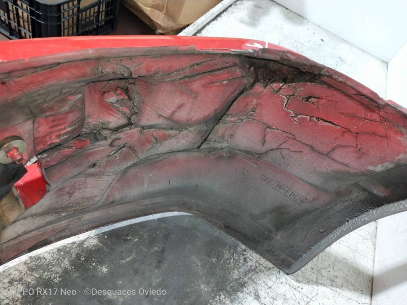 Recambio de paragolpes delantero para ford escort berlina cl referencia OEM IAM   