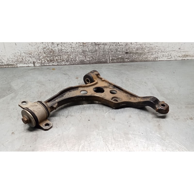 Recambio de brazo suspension inferior delantero izquierdo para citroën jumper ii furgoneta (244) 2.0 hdi referencia OEM IAM 1331