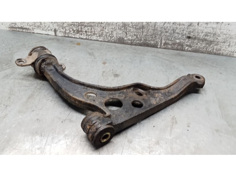 Recambio de brazo suspension inferior delantero derecho para citroën jumper ii furgoneta (244) 2.0 hdi referencia OEM IAM 133164
