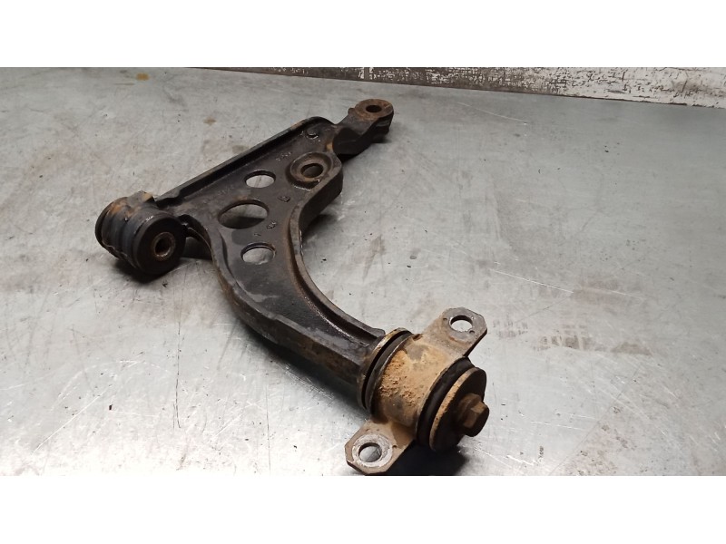 Recambio de brazo suspension inferior delantero derecho para citroën jumper ii furgoneta (244) 2.0 hdi referencia OEM IAM 133164