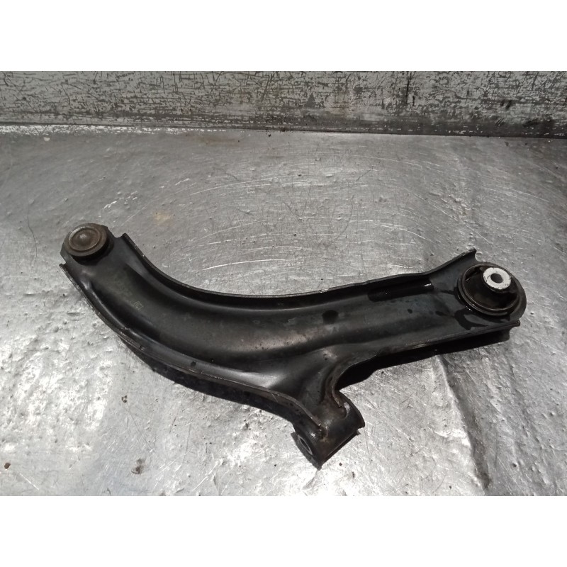 Recambio de brazo suspension inferior delantero izquierdo para nissan note (e11, ne11) 1.5 dci referencia OEM IAM   