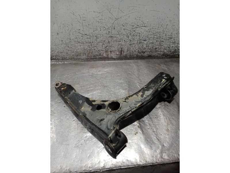 Recambio de brazo suspension inferior delantero izquierdo para volkswagen crafter caja/chasis (sz_) 2.0 tdi referencia OEM IAM 2