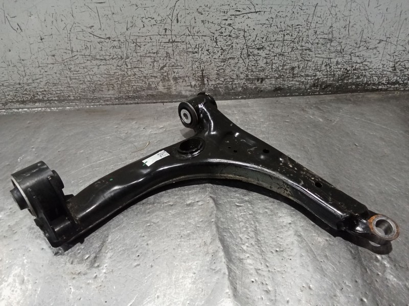 Recambio de brazo suspension inferior delantero derecho para volkswagen crafter caja/chasis (sz_) 2.0 tdi referencia OEM IAM 2N0