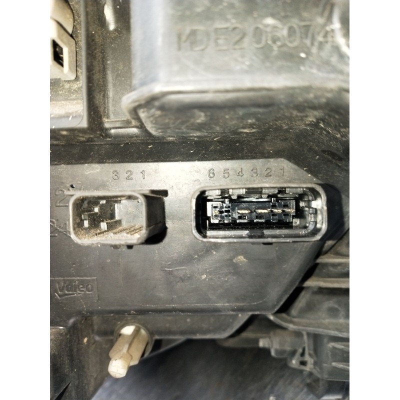 Recambio de faro derecho para renault laguna iii (bt0/1) 2.0 dci (bt01, bt08, bt09, bt0e, bt0k, bt12, bt1c, bt1d,... referencia 