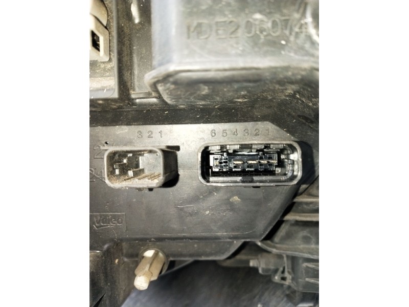 Recambio de faro derecho para renault laguna iii (bt0/1) 2.0 dci (bt01, bt08, bt09, bt0e, bt0k, bt12, bt1c, bt1d,... referencia 