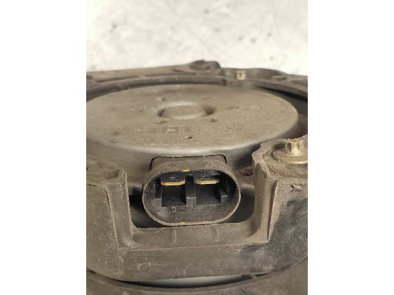 Recambio de electroventilador para nissan note (e11e) 1.4 cat referencia OEM IAM 1831443000 21481AX610 FAURECIA