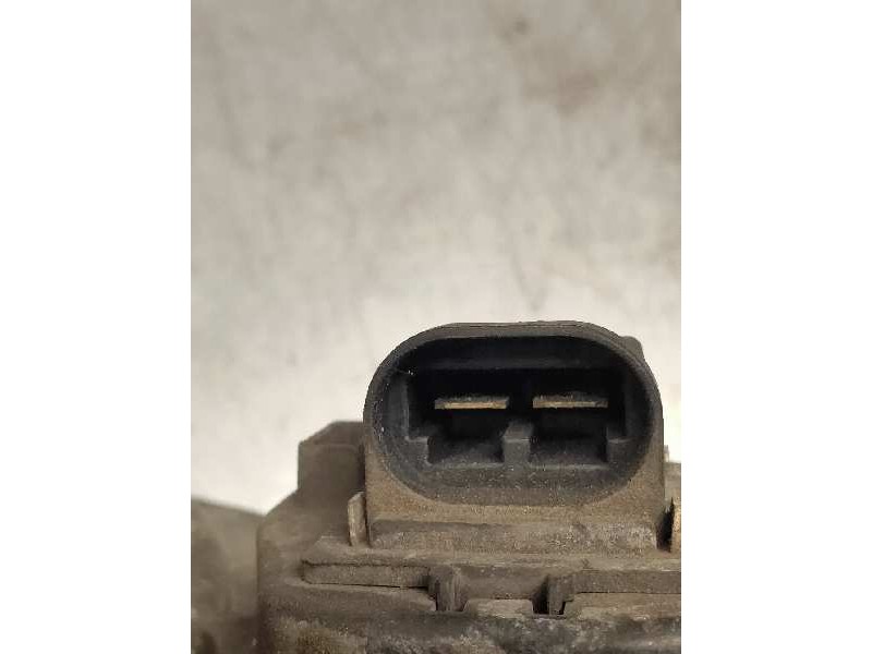 Recambio de electroventilador para nissan note (e11e) 1.4 cat referencia OEM IAM 1831443000 21481AX610 FAURECIA